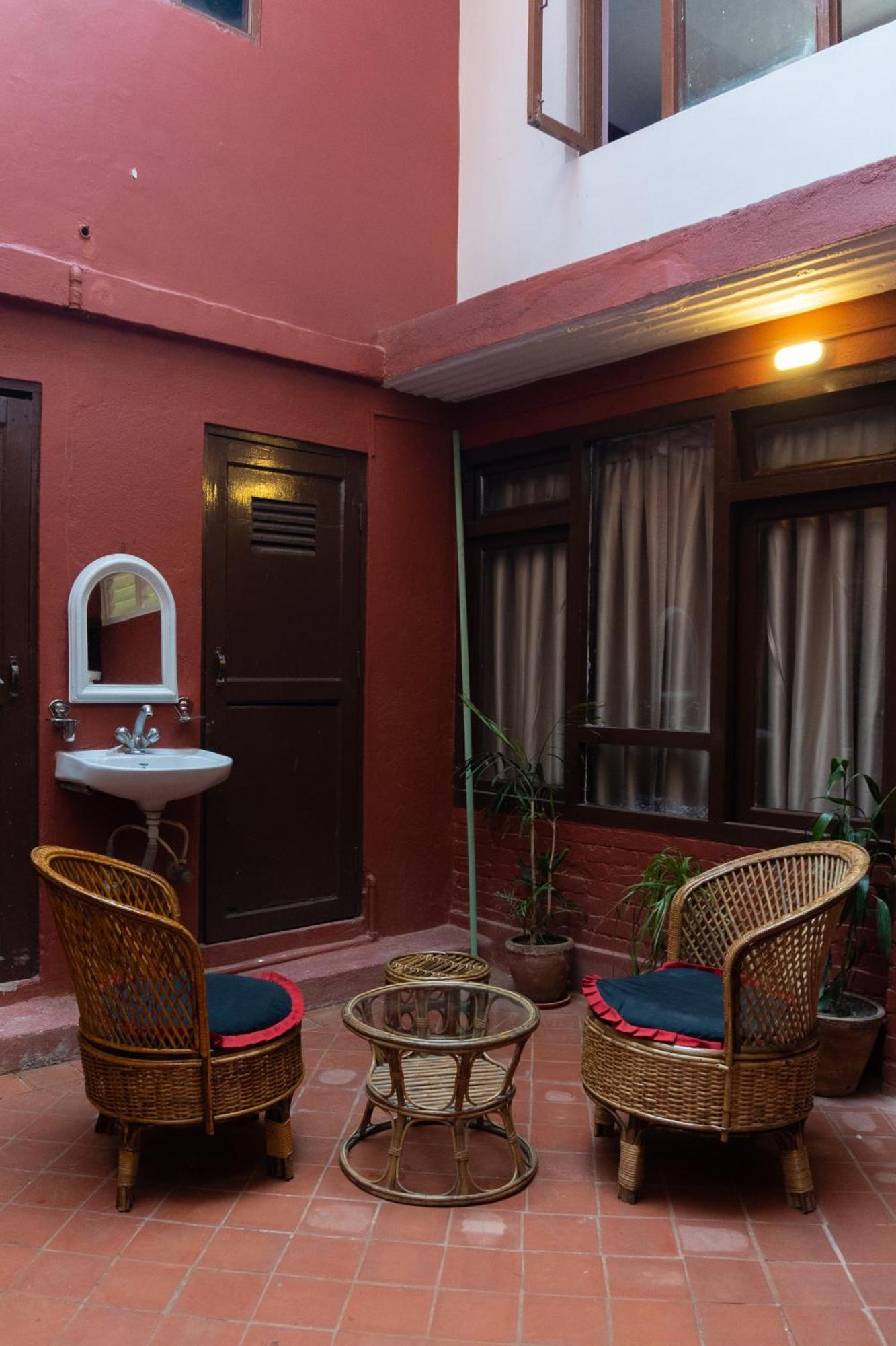 Tulaja Boutique Hotel Μπακταπούρ Εξωτερικό φωτογραφία