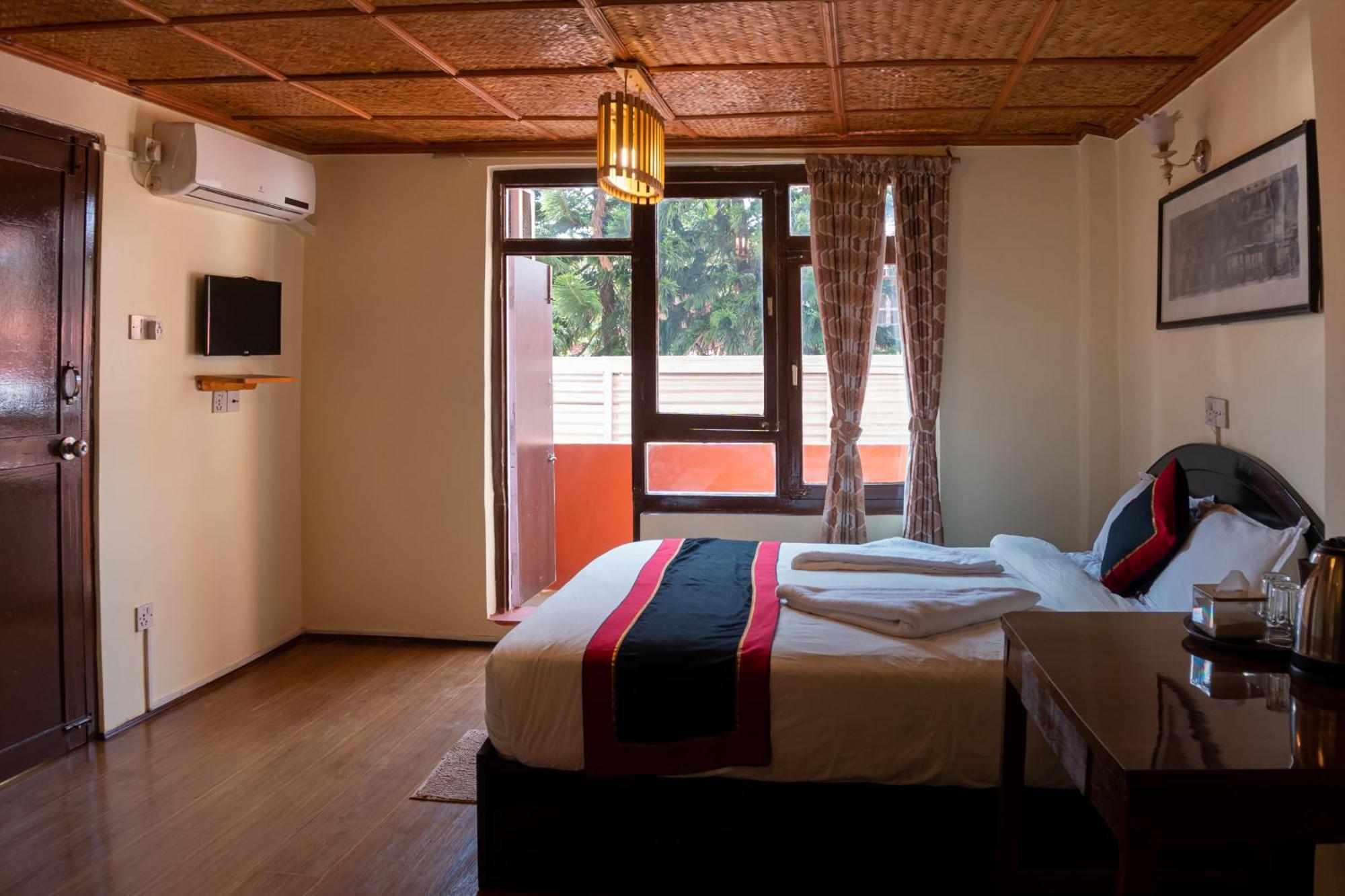 Tulaja Boutique Hotel Μπακταπούρ Εξωτερικό φωτογραφία